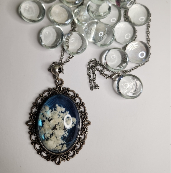 Antique Epoxy Necklace, Long-chain Vintage Oval Pendant (Handmade) - Picture 2 of 4